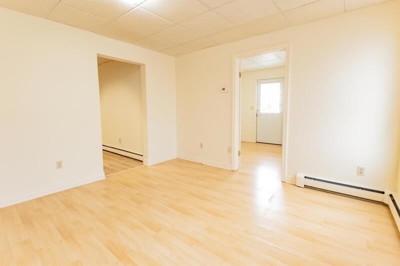 159 159 Hall Street - 2 - Photo 2 of 7