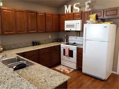 520 S. Pine B - Photo 3 of 4