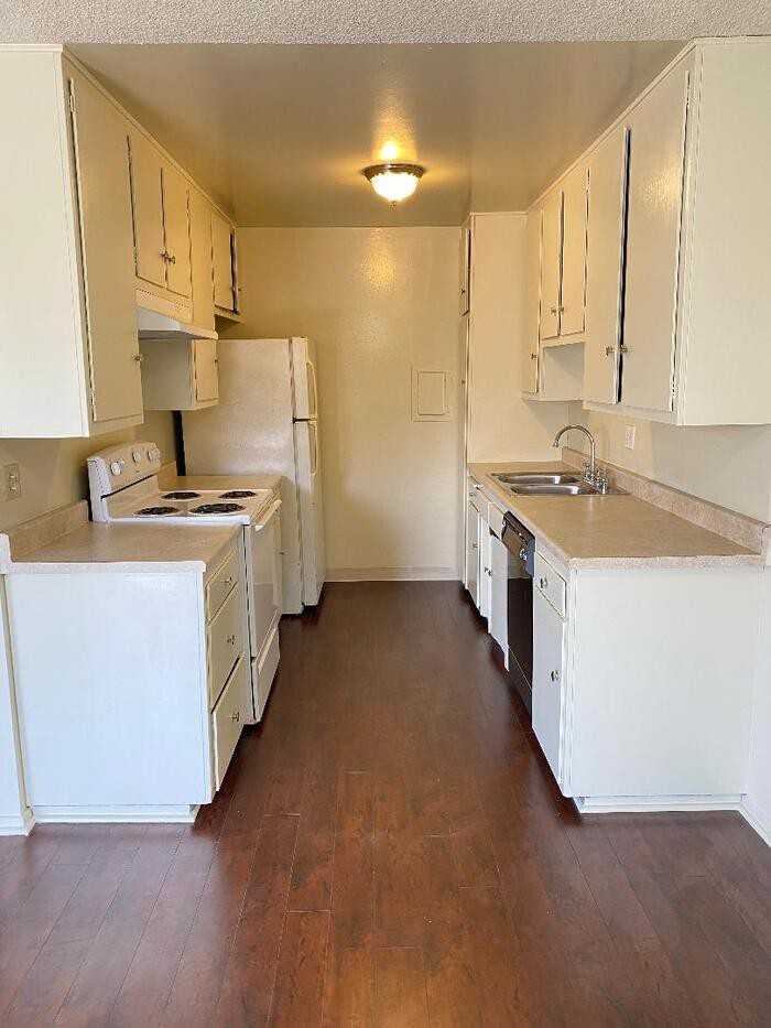 5444 Sepulveda Blvd #208