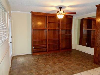 1207 W Wall St; Grapevine 76051 - Photo 3 of 46