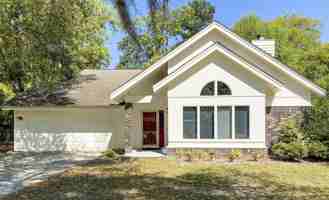 featured image of 6019 Vaux Rd #1