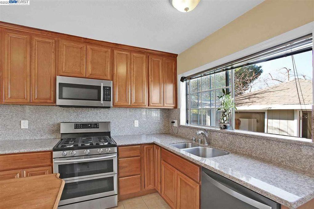 1229 Whitton Ave #1 - Photo 3 of 32