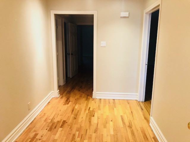 6655 Avenue Clanranald - Photo 3 of 20