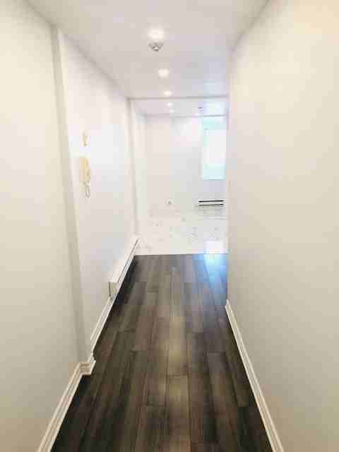 5238 Chemin Queen Mary - Photo 3 of 31