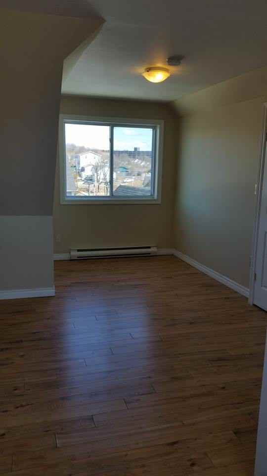 46 Westmorland Road Apt 6 - Photo 3 of 9