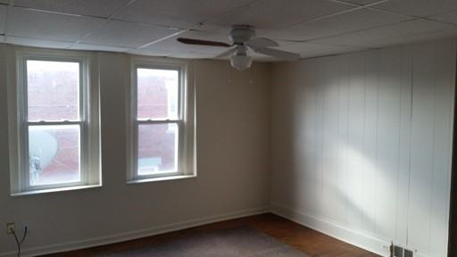 336 Gardner St - Photo 2 of 8