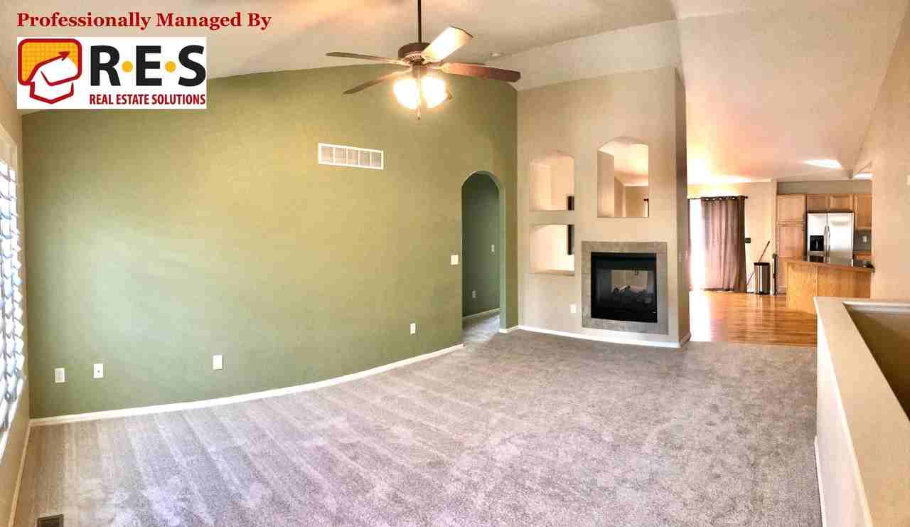 5257 Bowersox Pkwy - Photo 3 of 13