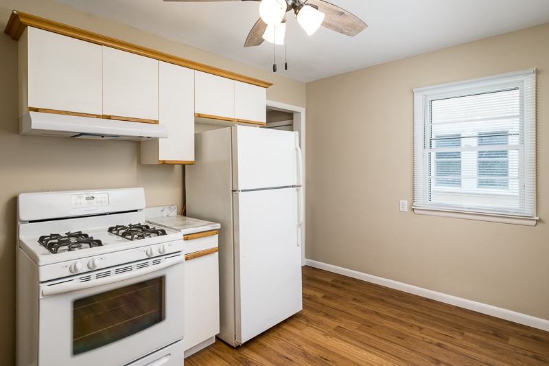 3118 Blackstone Ave - Photo 2 of 31