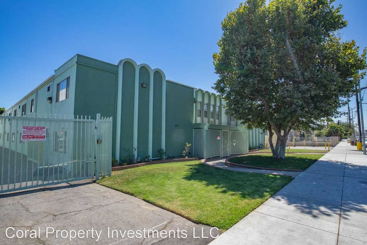 14902 Roscoe Blvd - Photo 3 of 15