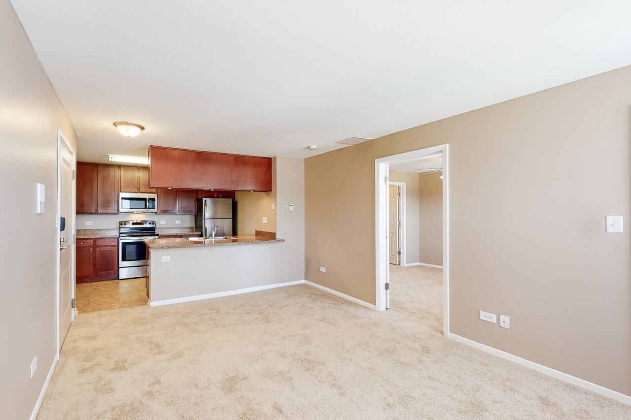 Remington Place Apartments - Photo 7 of 38