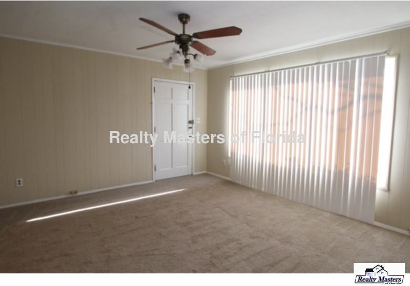 906 Ontario Ln - Photo 2 of 19