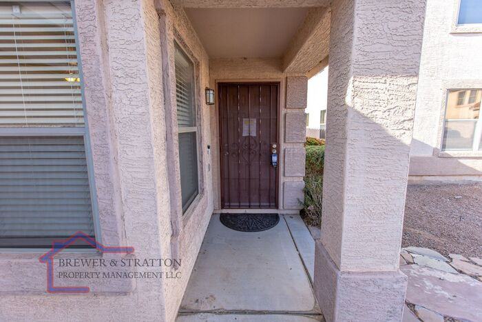 2354 E Spruce Dr - Photo 3 of 28