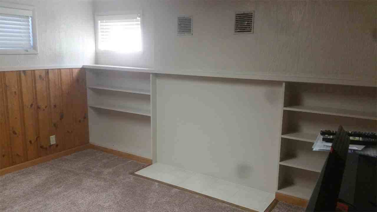 415 Russell St #1 - Photo 3 of 10