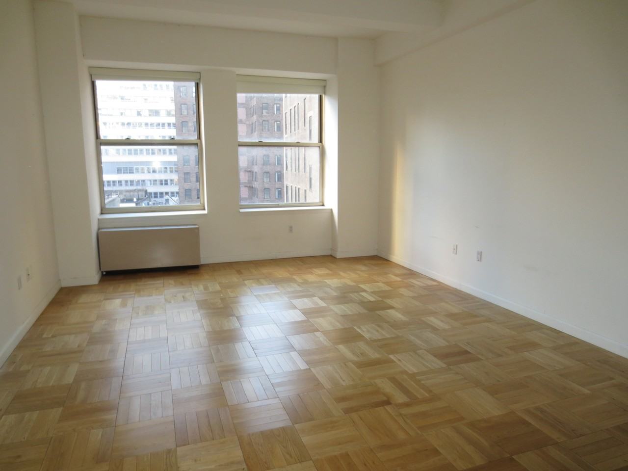 Financial District #8C