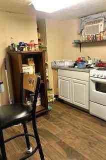 1617 10 Avenue - Photo 2 of 4
