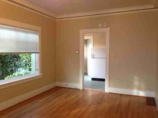 5712 SE Belmont St - Photo 3 of 18