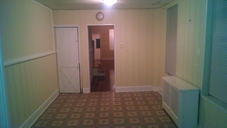 135 W Courtland St - Photo 3 of 17