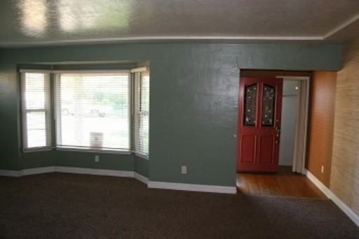 14 Montrose St - Photo 3 of 11