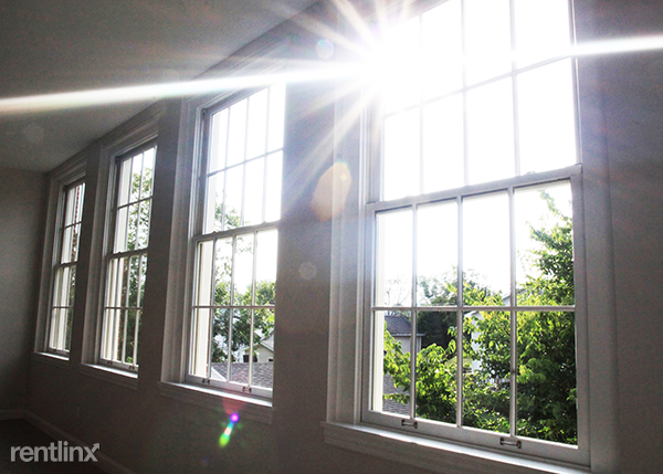 Oliver School Apartments - Photo 3 of 9