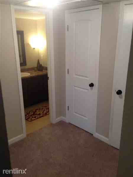 Independence Square - Photo 3 of 10