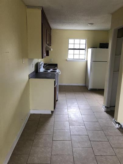 203 9th Avenue - Photo 3 of 5