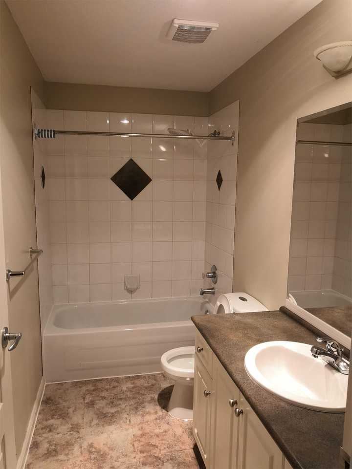 136 Eagle Pass #BS - Photo 3 of 8