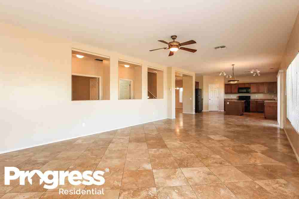 5110 W Apollo Rd - Photo 3 of 15