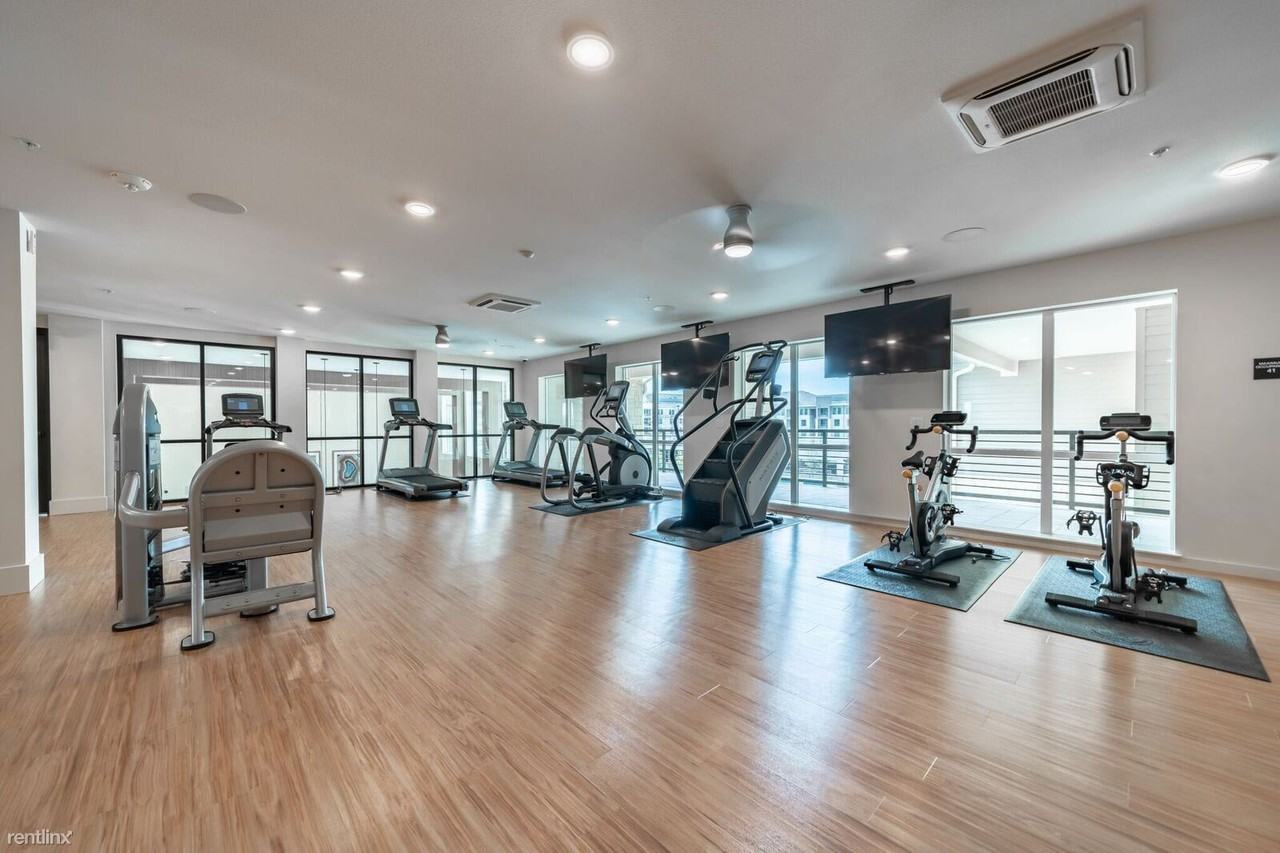 Allen - Photo 2 of 7