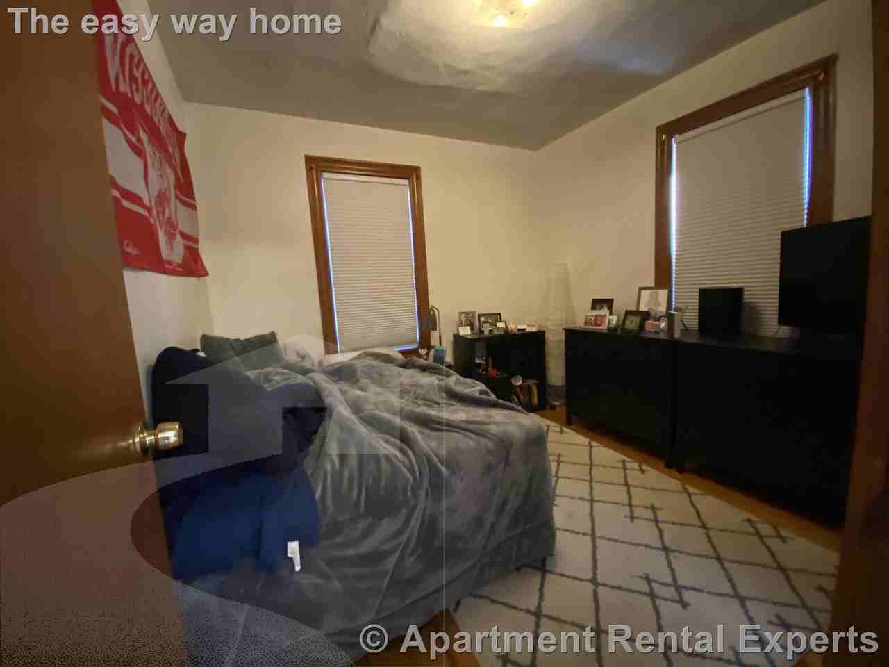 42 Jay St - Photo 4 of 13