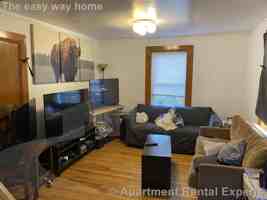 featured image of 40 Jay St