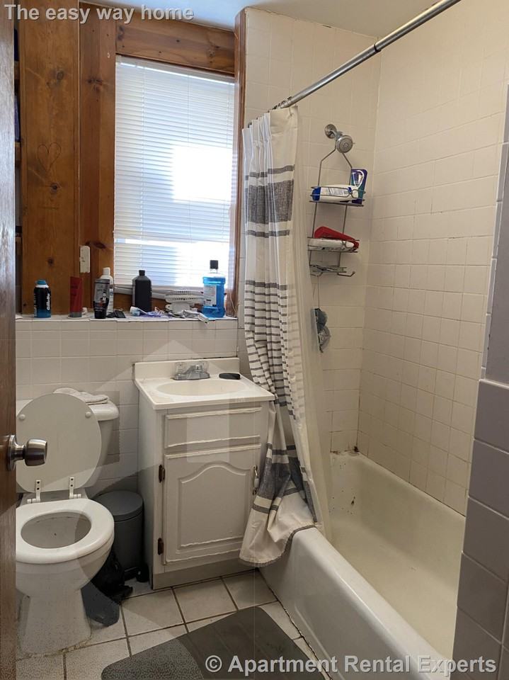 40 Jay St - Photo 4 of 8