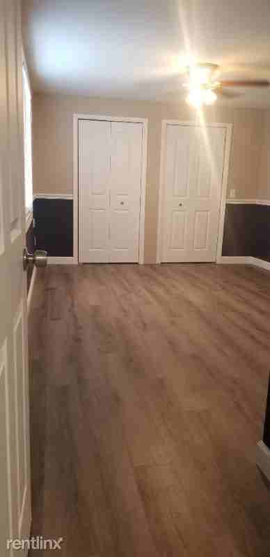 1600 Morning Dove Ln - Photo 3 of 11