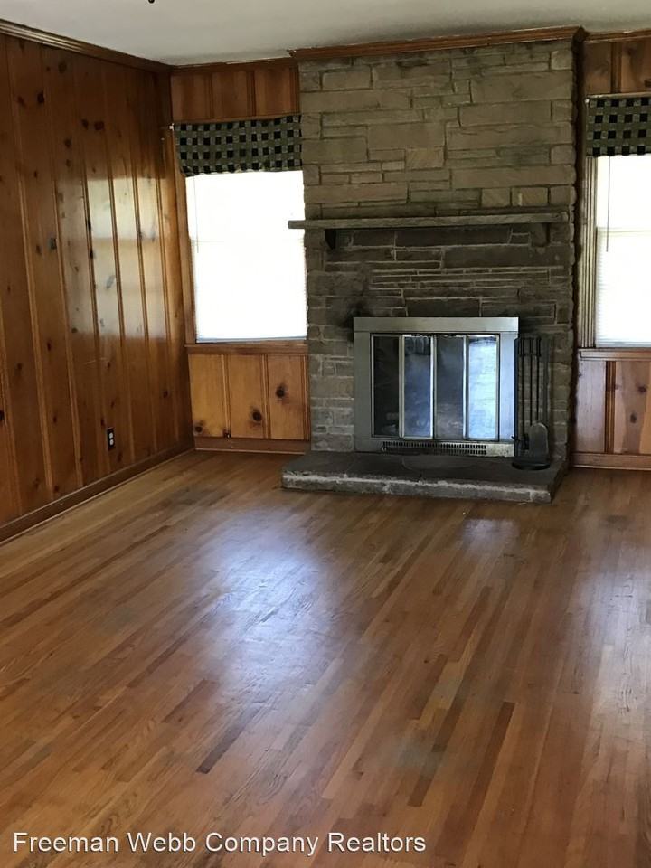 757 Templeton Dr - Photo 3 of 11