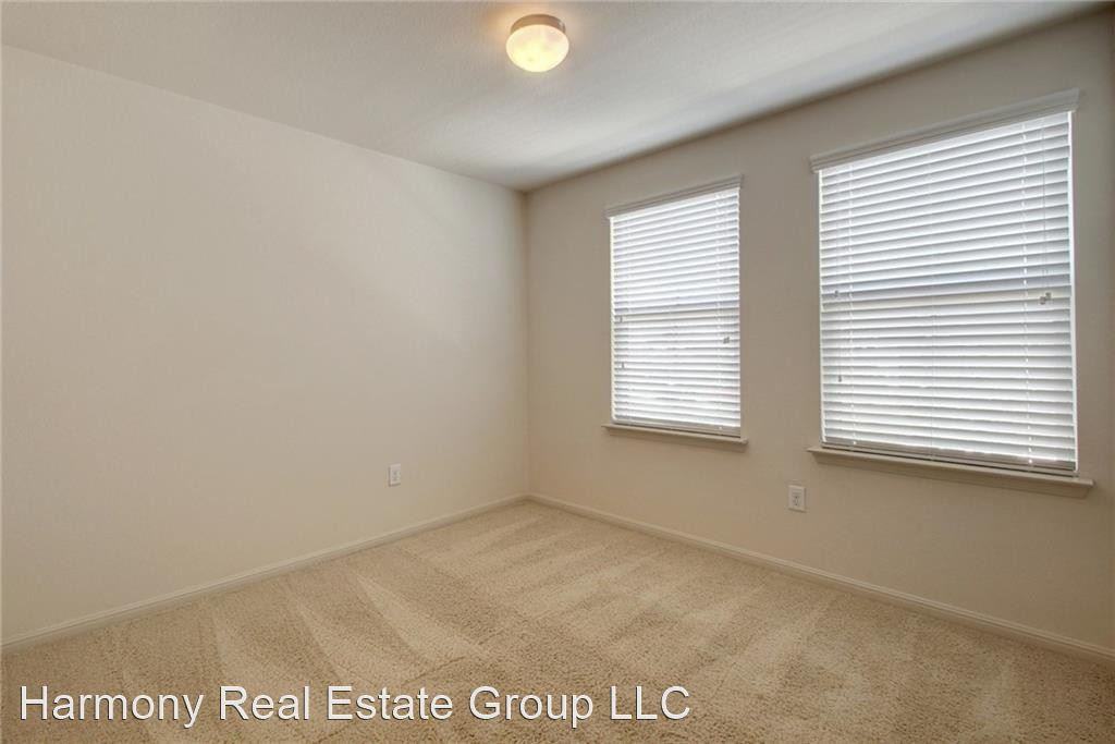 18403 Mammoth Cave Blvd - Photo 3 of 18