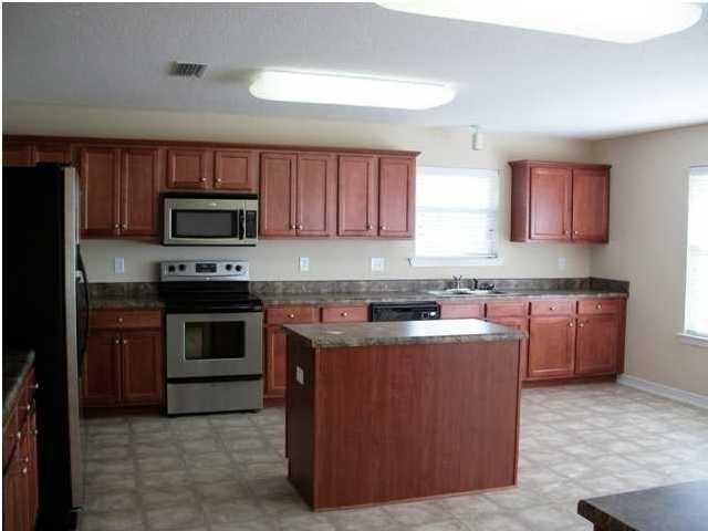 9753 Brooklyns Way S - Photo 2 of 6