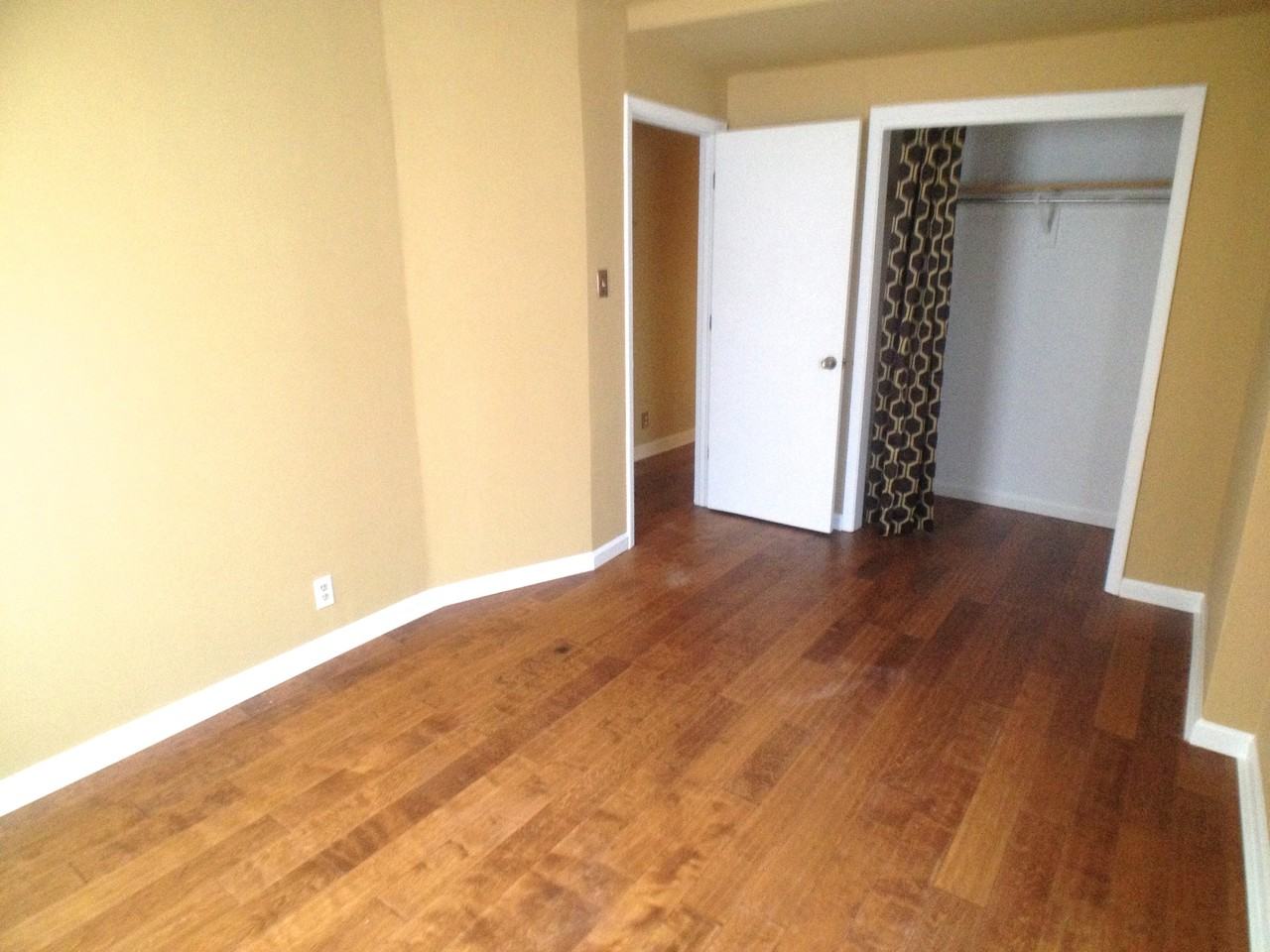 926 20th St NW - Photo 2 of 10