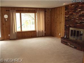 9120 Bernwood Ct - Photo 2 of 10