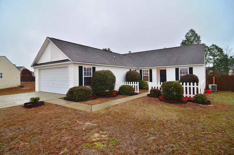 17 Dunoon Ct - Photo 3 of 31
