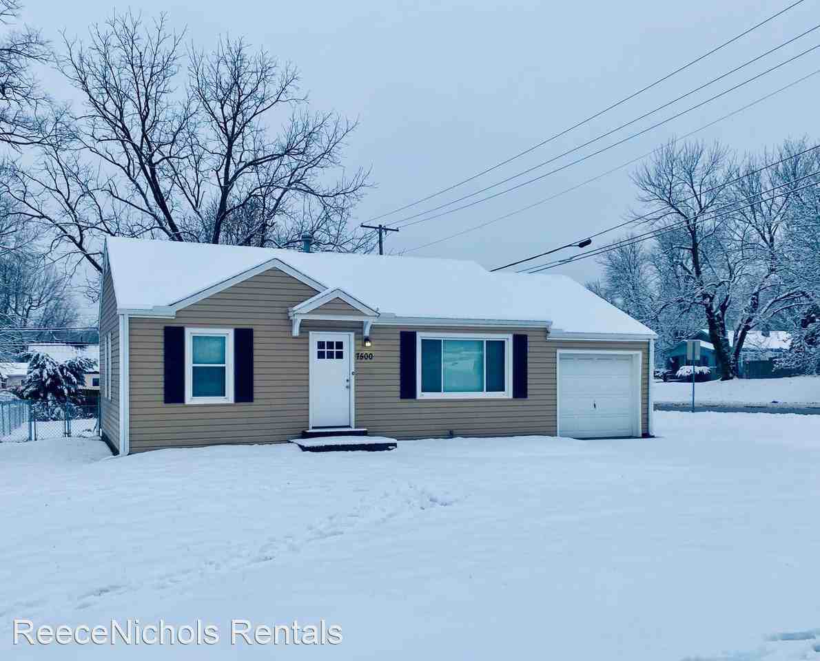 7500 Robinson St - Photo 3 of 16