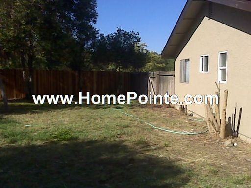 1753 Klamath River Dr - Photo 2 of 7