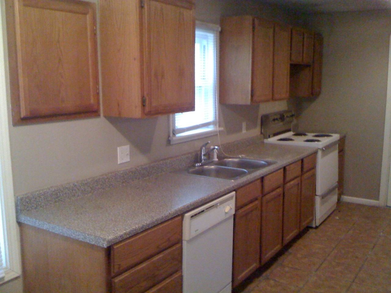 8809 E 92nd St - Photo 3 of 10