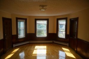 featured image of 250 Forest Ave