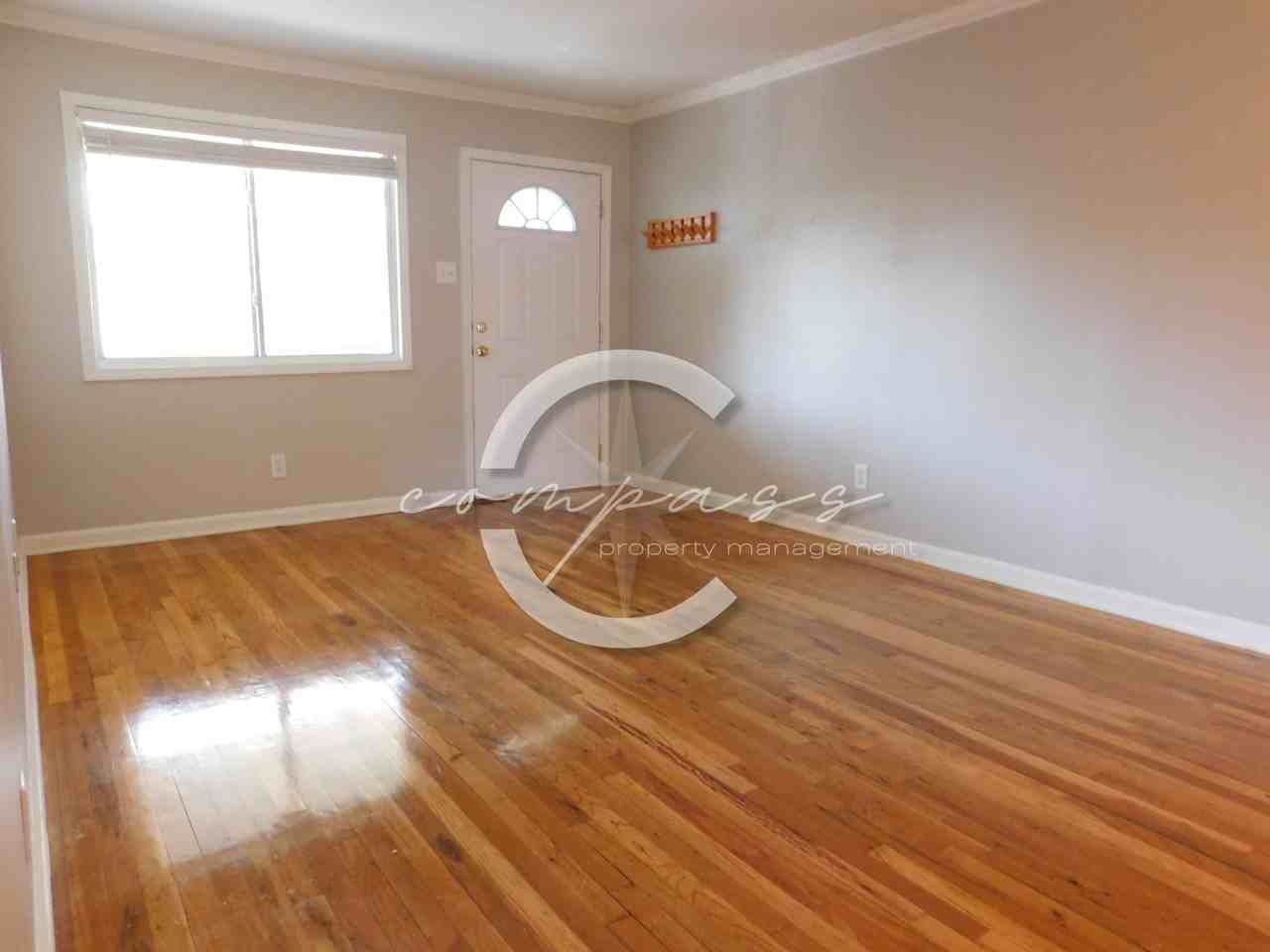 520 Park Ave Se #2 - Photo 3 of 24