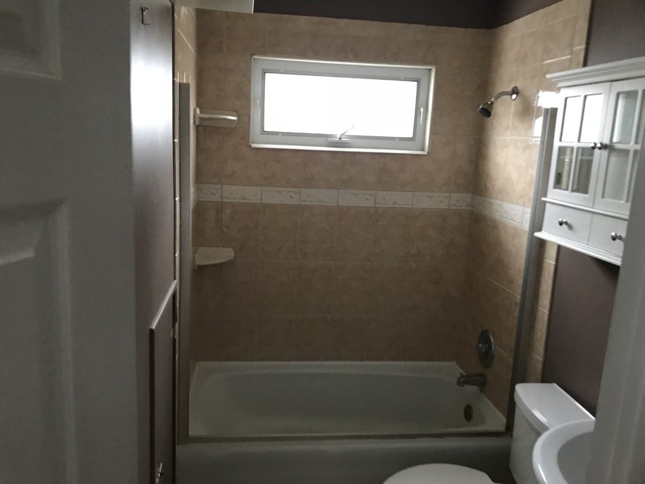 1575 W Broad St #1575 - Photo 4 of 12