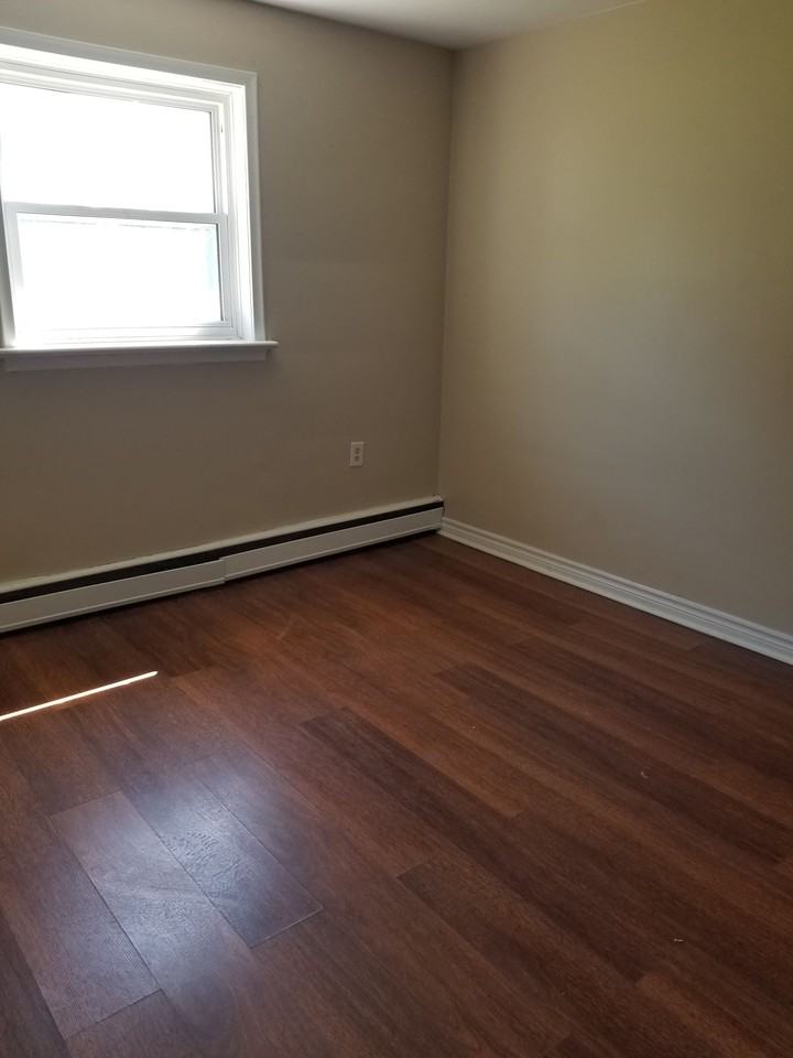 110 Breton Road #14 - Photo 4 of 9