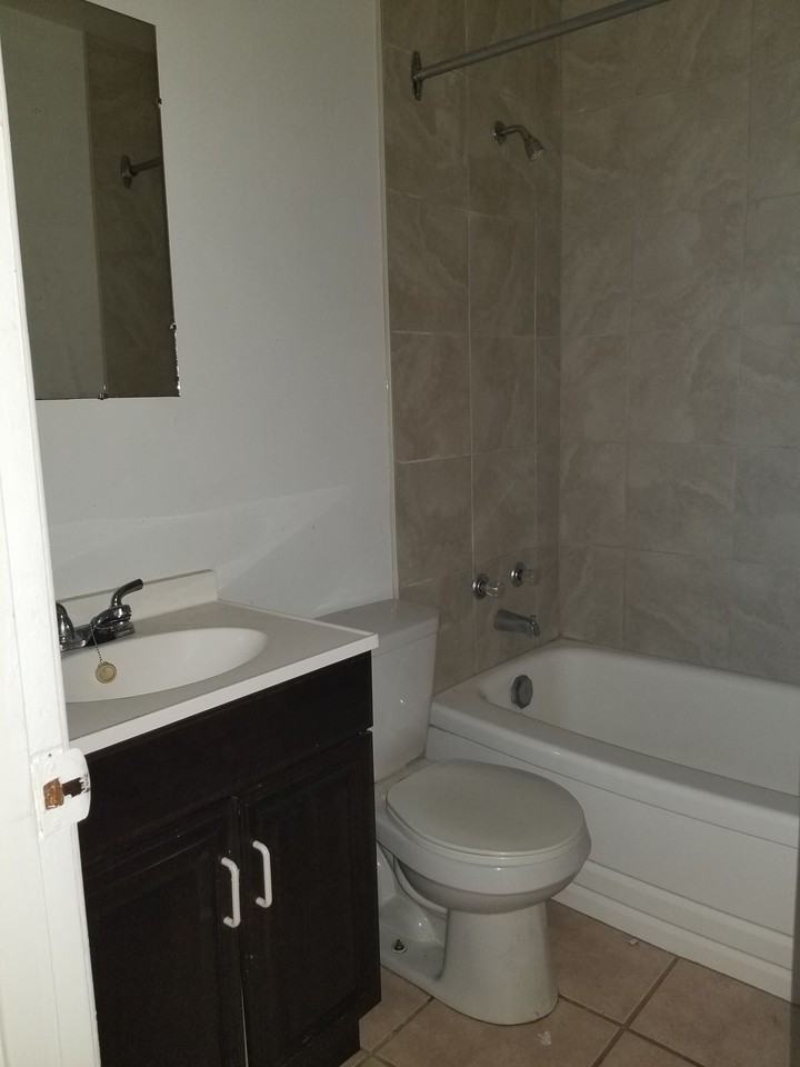 110 Breton Road #14 - Photo 7 of 9