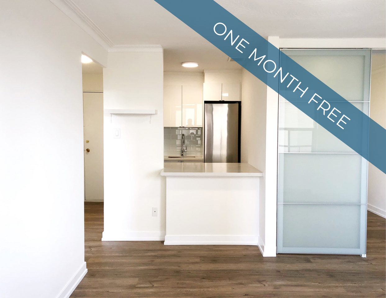 Queen St E & Winnifred Ave