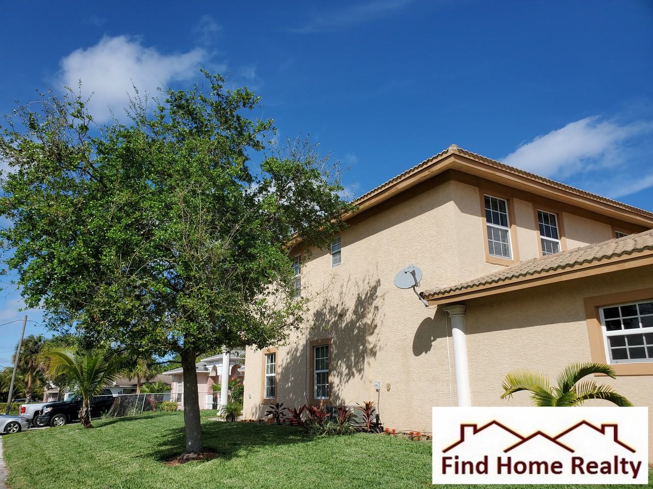 197 Northwest Eller Street - Photo 2 of 12