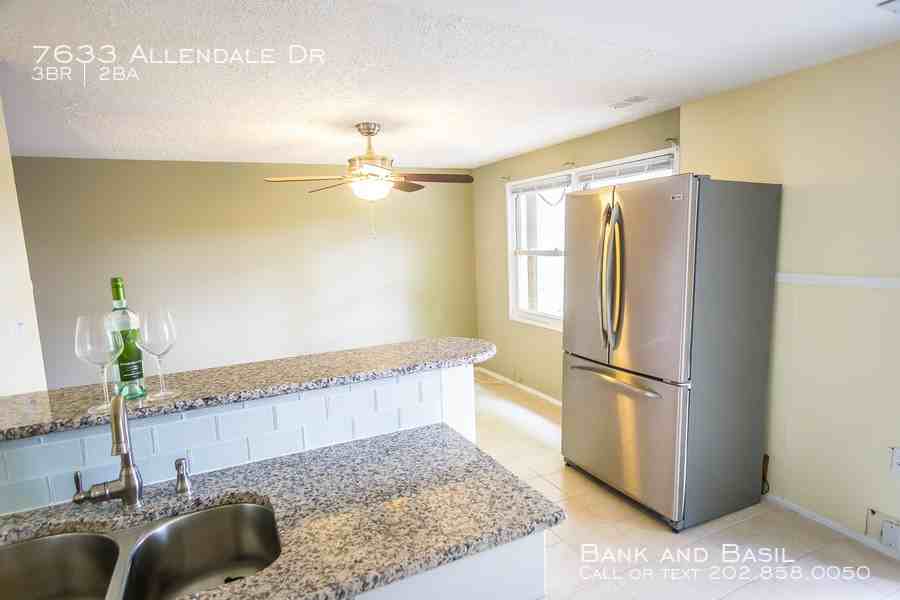 7633 Allendale Dr - Photo 3 of 14