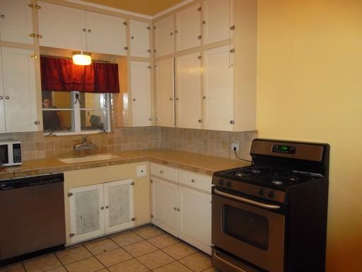 2040 E Spring St - Photo 2 of 13